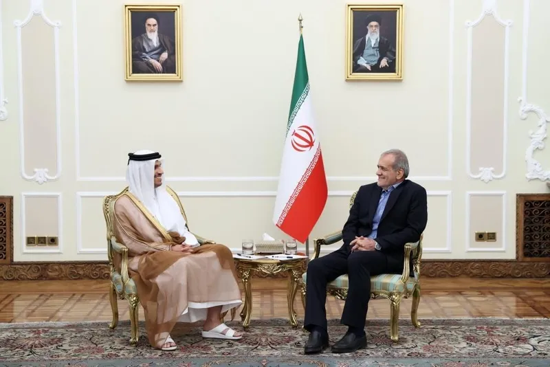 İran Dışişleri Bakanı Abbas Arakçi, Katar Dışişleri Bakanı Muhammed bin Abdurrahman Al Thani