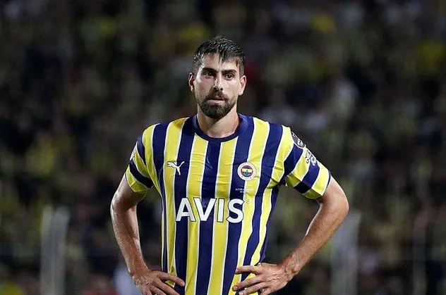 Fenerbahçe'ye ilk hafta şoku! Ümraniyespor karşısında 1 puanı son anda kurtardı