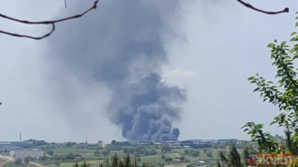 SON DAKİKA: Tuzla'da patlama! Orhanlı'da fabrikada yangın: Patlama anı kamerada - 3