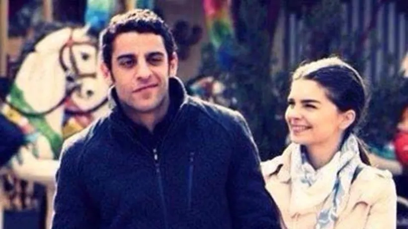 Pelin Karahan İngiltere’de zamanda yolculuğa çıktı! Yıllar sonra Efe ile Aslı bir araya geldi