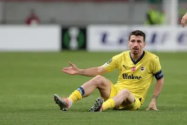Fenerbahçe'de Mert Hakan'a sezonun şoku!