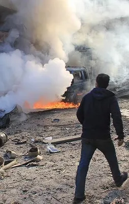 İdlib'de pazar yerine hava saldırısı: 28 ölü