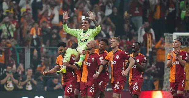 Fernando Muslera ve Dries Mertens’ten duygusal veda!