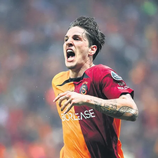 Zaniolo koptu gidiyor