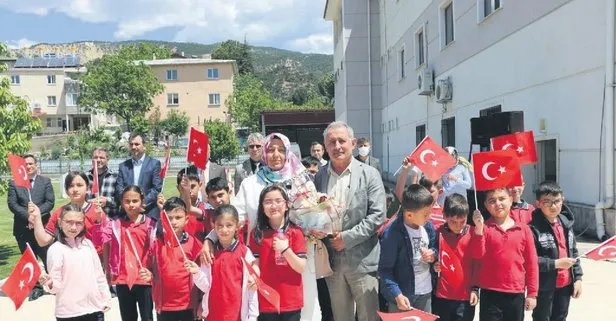 15 Temmuz şehidi Özel Harekât polisi Ferhat Kaya’nın annesi Şengül Kaya: Ferhat artık Türkiye’nin çocuğu
