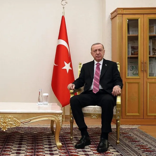 Başkan Recep Tayyip Erdoğan ile İran Cumhurbaşkanı Reisi telefonda görüştü