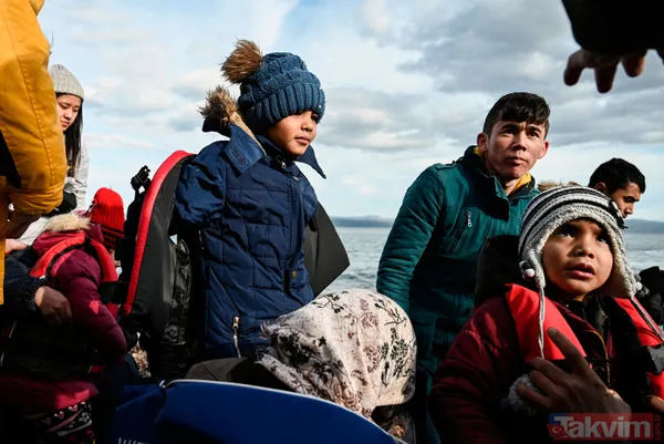 Ajanslar son dakika olarak duyurdu: İşte Yunanistan'a ulaşan göçmen botları - 25