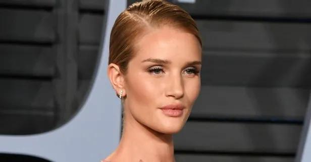 Rosie Huntington- Whiteley formda kalma sırrını paylaştı