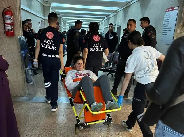 trt-muhabiri-elif-akkus-3-farkli-suclama-ile-tutuklandi-sucalamalari-reddetti-serbest-birakilmayi-talep-ederim-1697818719830.jpeg TRT Muhabiri Elif Akkuş 3 farklı suçlama ile tutuklandı! | Suçalamaları reddetti: "Serbest bırakılmayı talep ederim"-2