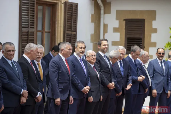 Seçim sonrası ilk yurt dışı ziyareti: Başkan Erdoğan, Kuzey Kıbrıs'ta! Dikkat çeken pankart: Sevdamız Mavi Vatan - 17