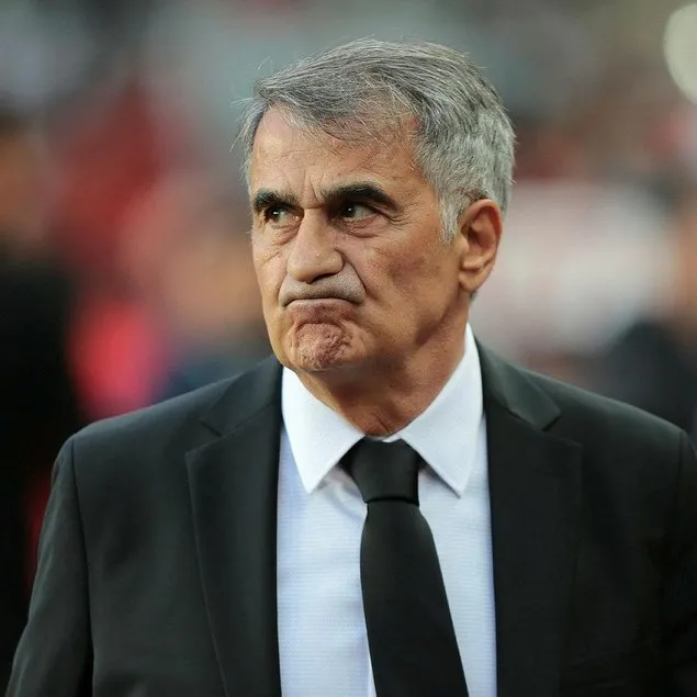 Beşiktaş’ta kritik toplantı! 4 futbolcu...