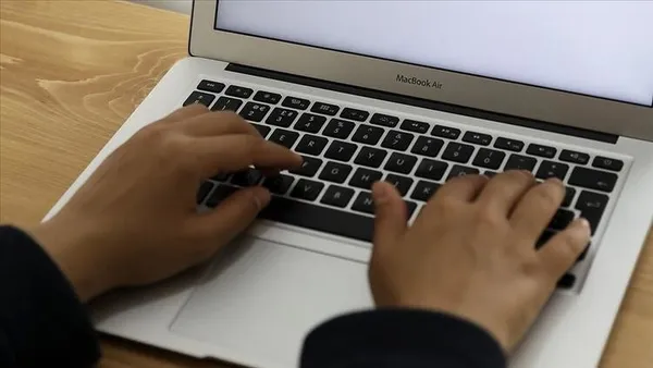 bedava-laptop-basvurusu-nasil-yapilir-acun-ilicali-bedava-laptop-haydi-simdi-basvurusu-basladi-mi-1601546556378.jpg Bedava laptop başvurusu nasıl yapılır? Acun Ilıcalı bedava laptop Haydi Şimdi başvurusu başladı mı?-3