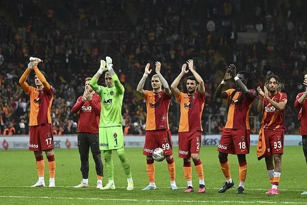 aslan-fenerle-puan-farkini-yine-9a-cikardi-galatasaray-sov-6-0-1681506522440.jpeg