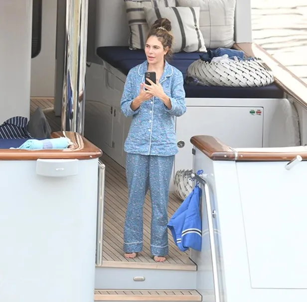 Dünyaca ünlü şarkıcı Robbie Williams ve Türk eşi Ayda Field Türkiye'den vazgeçemiyor! Bodrum'dan sonra sıra Datça'da-3