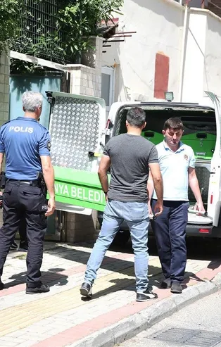 Savaş yüzünden önce İtalya’ya ardından da Alanya’ya kaçarak yerleşen Ukraynalı baba evlatlarını katletti