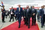 Başkan Erdoğan'a Mısır'da görkemli karşılama: Sisi hem havalimanında hem de İttihadiye Sarayı'nda kırmızı halılar serdirdi