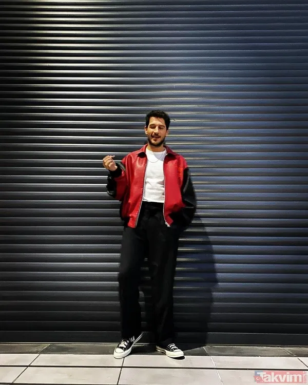 Üç Kuruş'un Kartal'ı Uraz Kaygılaroğlu bakın kaç yaşında çıktı! Duyan inanamadı Ekin Koç ile arasındaki fark dikkat çekti - 1