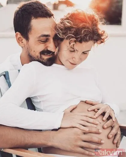 Ayşecan Tatari ve eşi Edip Tepeli’nin mutluluk gözyaşları! Çocuklar Duymasın’ın Duygu’su anne oldu, ilk fotoğraf geldi