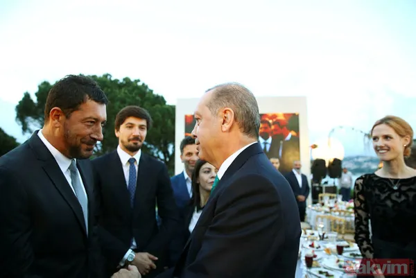 Cumhurbaşkanı Erdoğan İstanbul'da sanatçı ve sporcularla iftar yaptı - 36