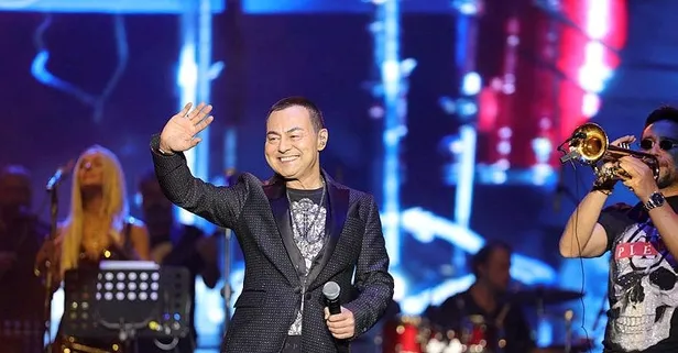 Ünlü şarkıcı Serdar Ortaç sonunda mutluluğu buldu! Gönlünü eski Survivor yarışmacısı Çağla Taşdelen’e kaptırdı