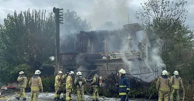 Son dakika: İstanbul Küçükçekmece'de korkutan yangın!