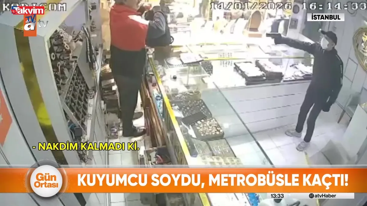 Kuyumcu soydu metrobüsle kaçtı - Video
