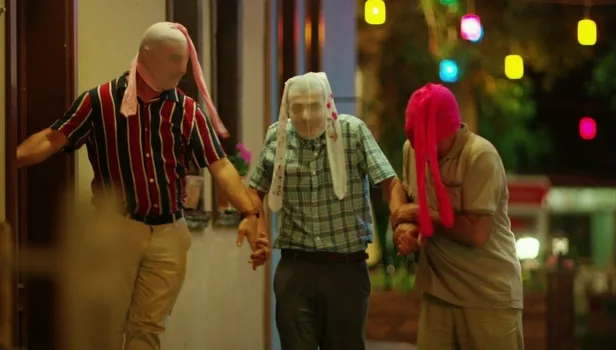 Arif, Zekeriya ve Veysi elektriğe kapılıyor! Gençliğim Eyvah 7. bölüm