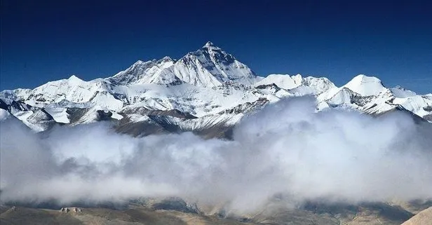 Everest hayali 2 dağcıyı öldürdü Dünya haberleri