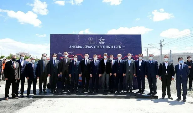 Cumhurbaşkanı Yardımcısı Oktay'dan büyüme açıklaması: Asla tesadüf değildir-2