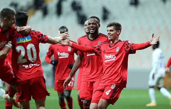 besiktas-ziraat-turkiye-kupasinda-ceyrek-finale-yukseldi-1610567318386.jpeg Beşiktaş, Ziraat Türkiye Kupası'nda çeyrek finale yükseldi-3