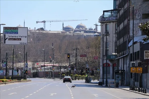 14-15-kasim-hafta-sonu-sokaga-cikma-yasagi-var-mi-hafta-sonu-yasak-olacak-mi-istanbul-ankara-izmir-1605102104955.jpg 14-15 Kasım hafta sonu sokağa çıkma yasağı var mı? Hafta sonu yasak olacak mı? İstanbul, Ankara, İzmir…-3