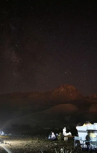 Son dakika: 2 bin 650 metre yükseklikte görsel şölen: Perseid meteor yağmuru Erciyes Dağı'nda izlediler
