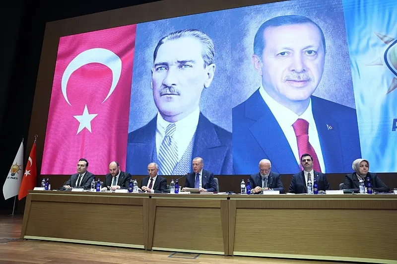 Başkan ve AK Parti Genel Başkanı Recep Tayyip Erdoğan, partisinin Merkez Karar ve Yönetim Kurulu (MKYK) toplantısına başkanlık etti. (AA)