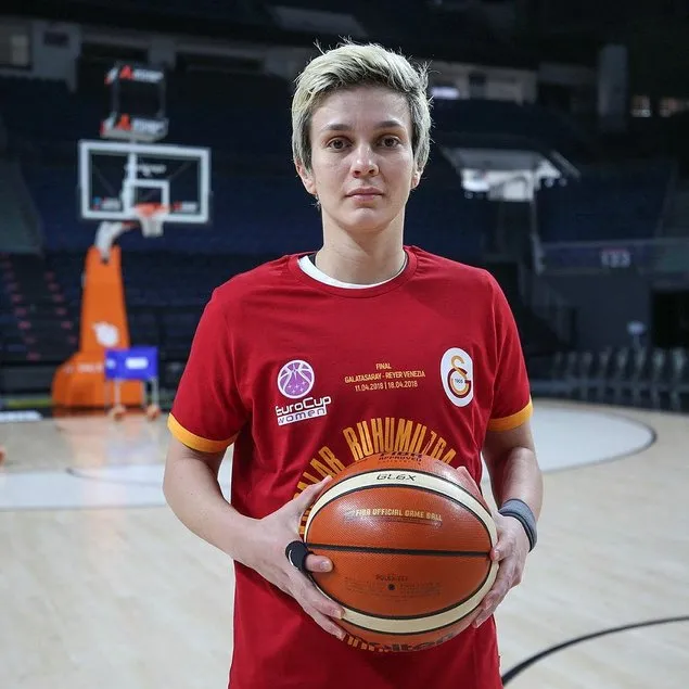 Işıl Alben basketbol kariyerini noktaladı