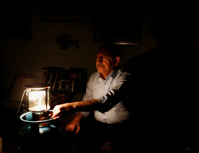 Elektrik şovuna tek bir CHP’li destek vermedi