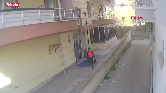 Ankara'da dairelerden ziynet eşyası çalan 2 şüpheli yakalandı