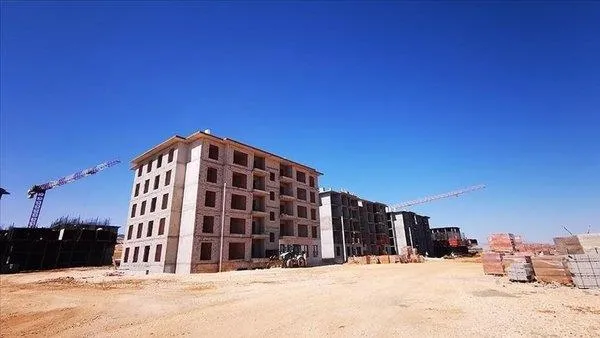 Bakan Özhaseki tarih verdi: Deprem bölgesine müjde! 1 ay içinde 50 bin kadar konutu teslim edeceğiz-5