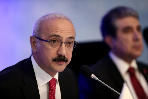 lutfi-elvan-kimdir-hazine-ve-maliye-bakani-lutfi-elvan-kac-yasinda-ve-nereli-1604957950319.jpg Lütfi Elvan kimdir? Hazine ve Maliye Bakanı Lütfi Elvan kaç yaşında, nereli? İşte hayatı-5