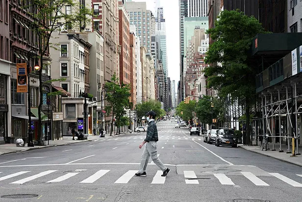 New York'tan koronavirüs kaçışı! Tam 420 bin zengin...-4