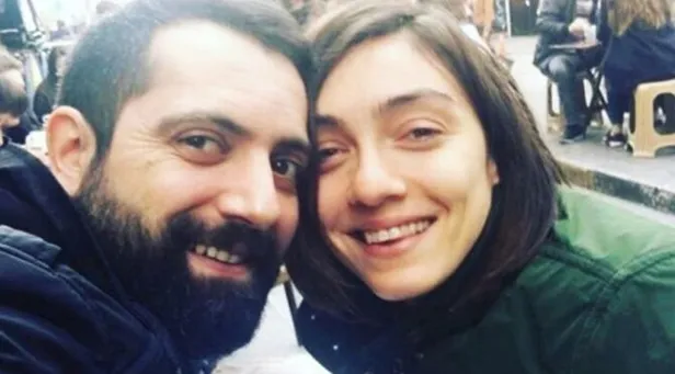 merve-dizdar-kimdir-kac-yasinda-merve-dizdarin-esi-gurhan-altundasar-nereli-merve-dizdar-ne-zaman-evlendi-1623856699492.jpeg