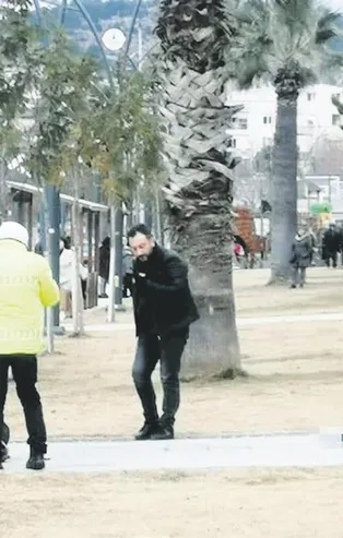 Vazgeçme Leyla! Boşanmaktan vazgeçmediği için kocası tarafından kurşunladı