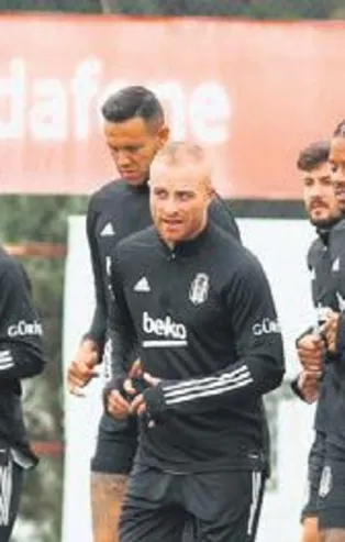 Gökhan Töre ilk kez idmanda