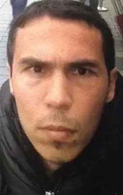 Reina saldırganından oğluna skandal öğüt