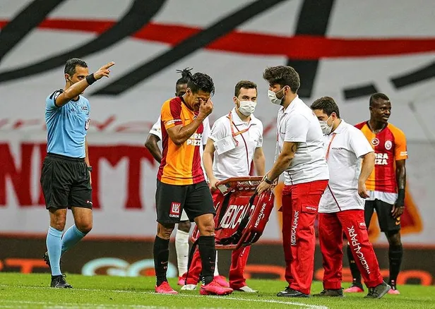 Aslan evinde kayıp! MAÇ SONUCU: Galatasaray 3-3 Gaziantep-4