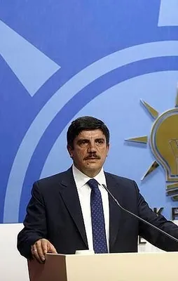 4 Belediye Başkanı AK Parti'den ihraç edildi