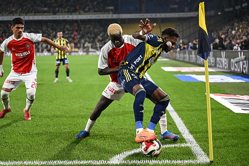 Milli yıldızdan Fenerbahçe'ye söz! Transfer için temas kuruldu - 17