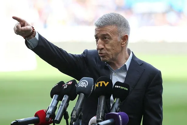 trabzonspor-teknik-direktoru-abdullah-avci-ve-baskani-ahmet-agaoglu-ortak-basin-toplantisi-duzenledi-1651368255197.jpeg Trabzonspor Teknik Direktörü Abdullah Avcı ve Başkanı Ahmet Ağaoğlu ortak basın toplantısı düzenledi-6