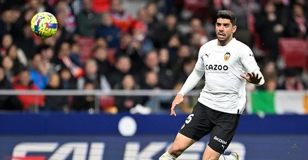 Cenk Özkaçar iddiası! Beşiktaş 24 yaşındaki milli stoperi gündemine aldı