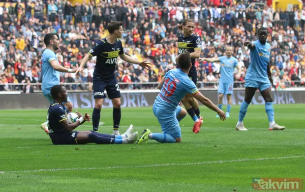 Fenerbahçe, Kayseri deplasmanında galip! (Yukatel Kayserispor 0-4 Fenerbahçe MAÇ SONUCU / ÖZET) - 24