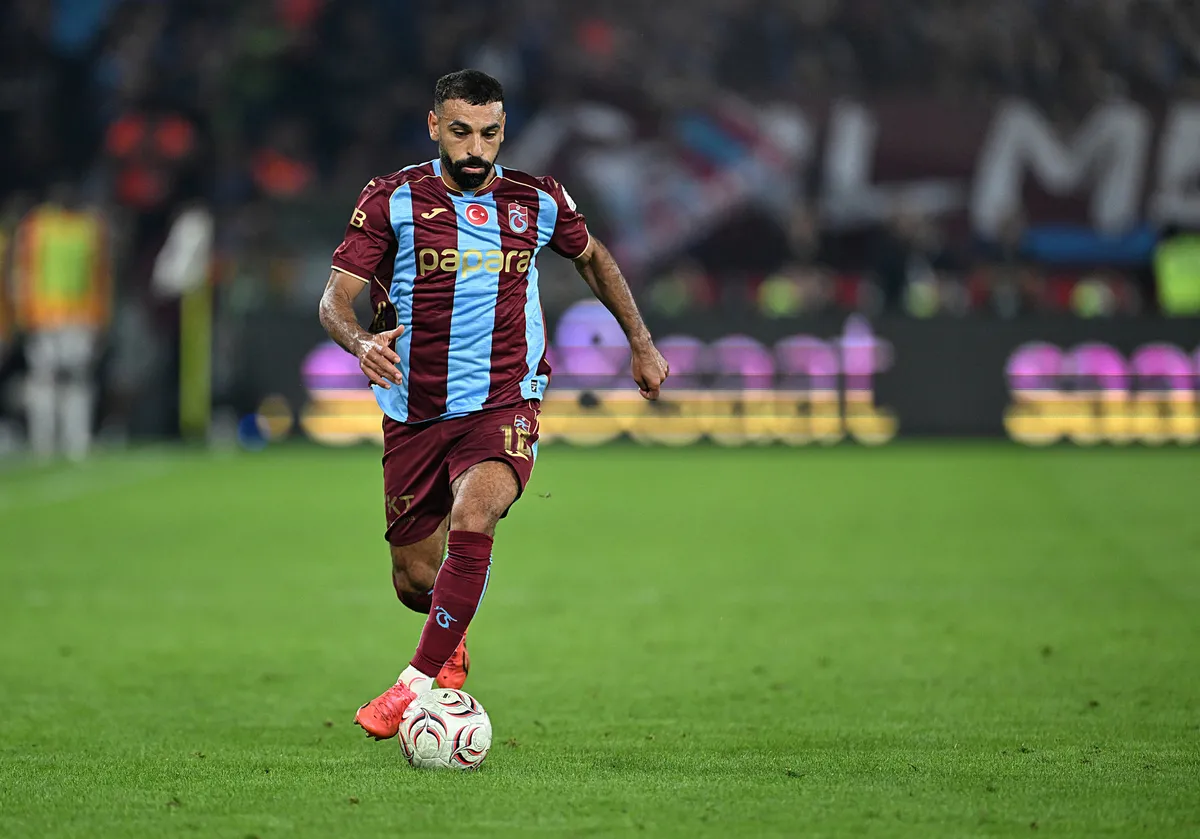 salah-tek-basina-liverpoolu-yakaladi-1791968181927.jpg İngiltere'de gündem Salah: Tek başına Liverpool!-2